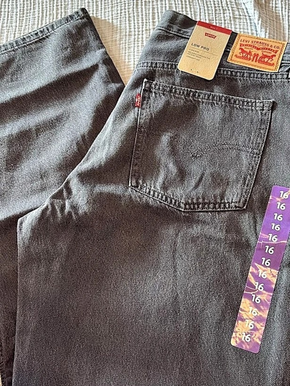 Levi's Low Pro Straight Jeans Black Waist 16 NWT
